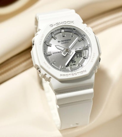 Casio G-Shock GMA-P2100VA-7A White Band Silver Dial Small and Slim Ladies Watch gma-p2100 Case Width 40.2mm