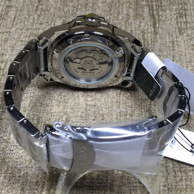 Seiko 5 SRPA63K1 Automatic 100m WR Stainless Steel Bracelet Gents Sports Watch SRPA63K SRPA63