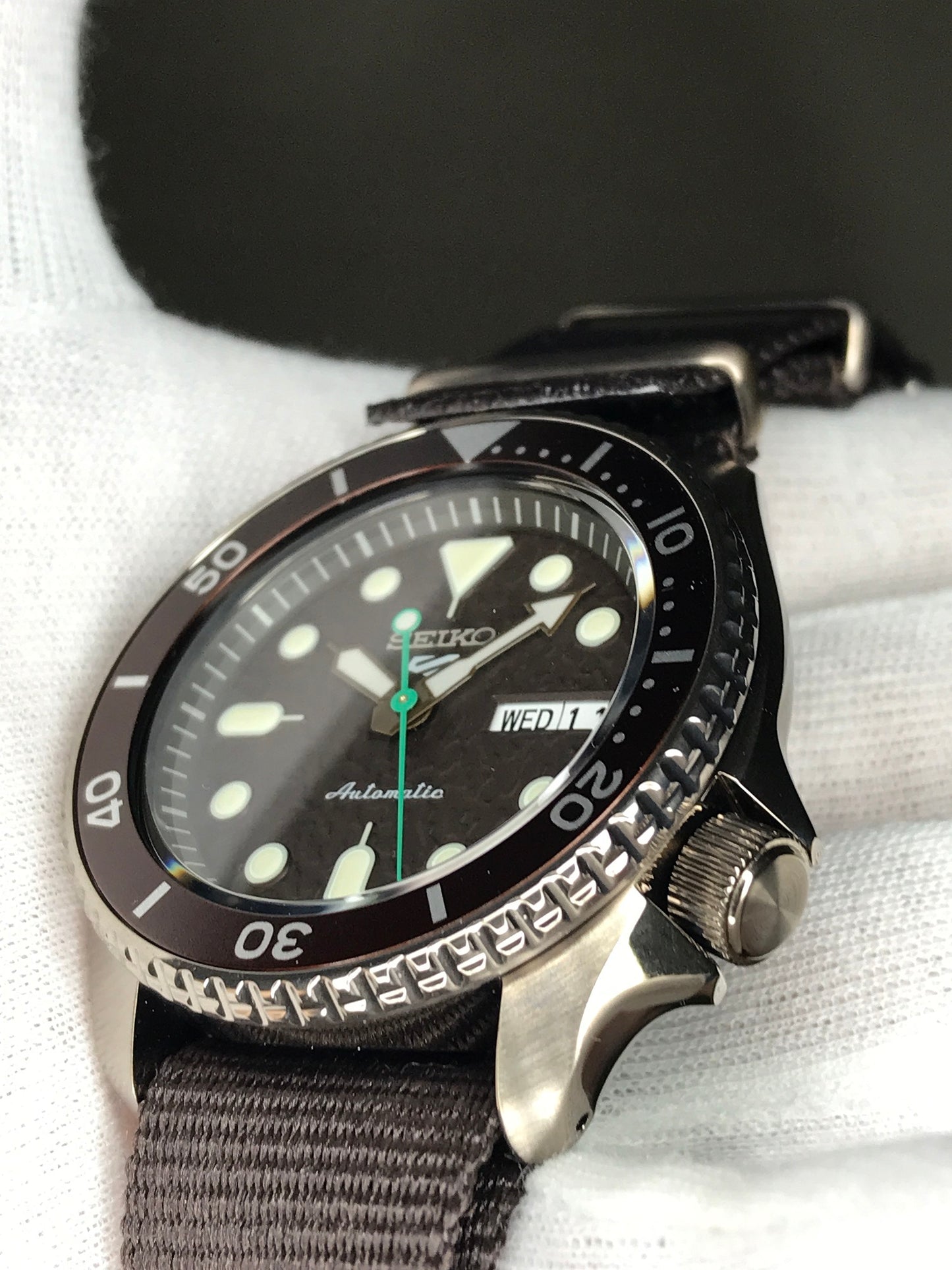 Seiko 5 Sports SRPD85K1 Automatic 100m Water Resistant Brown Dial Hard Coated Case Brown Nato Strap SRPD85 srpd85