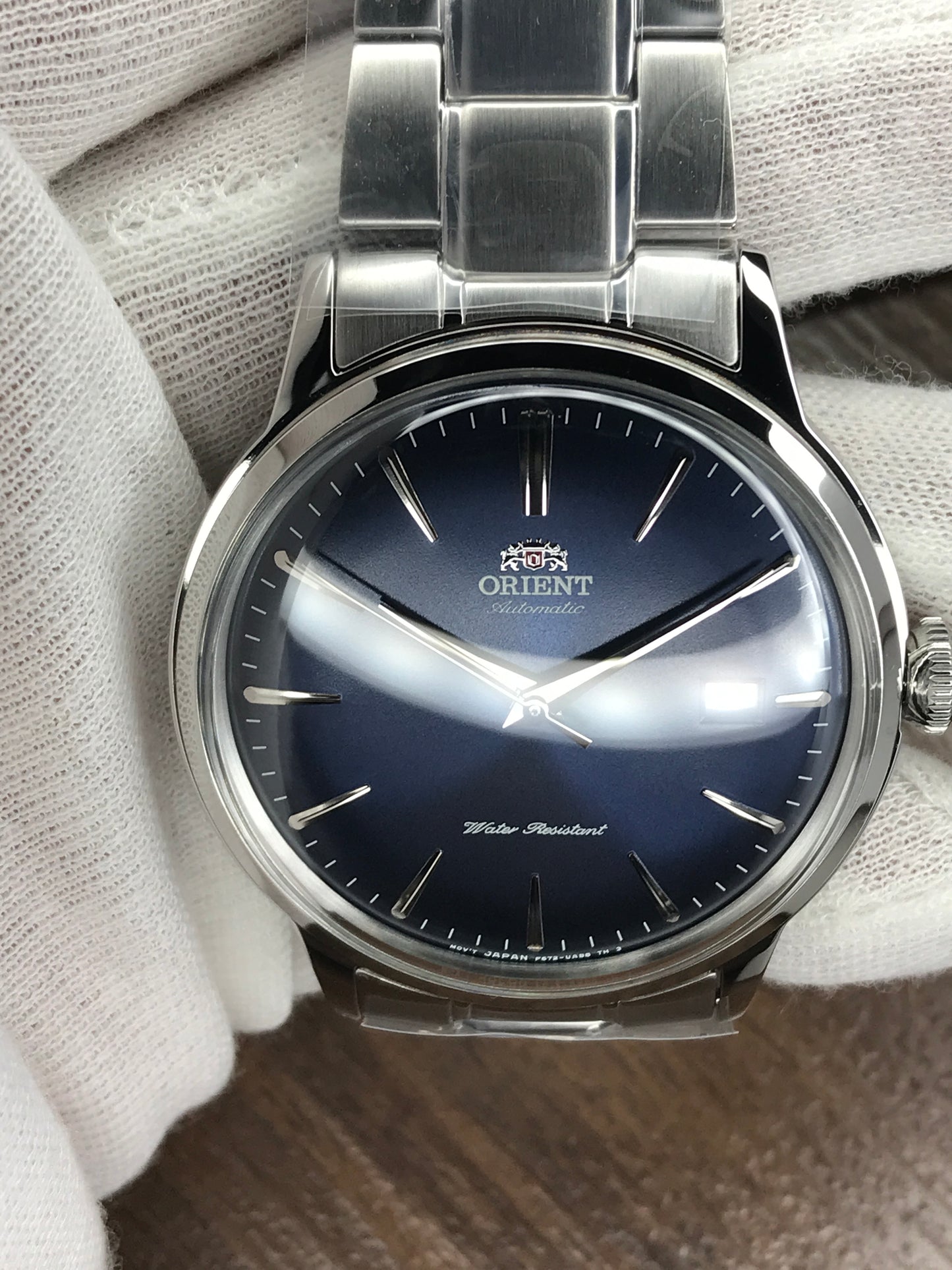 Orient RA-AC0007L10B Bambino  Automatic Men's Watch Blue Dial Silver Bracelet 40.5mm case width