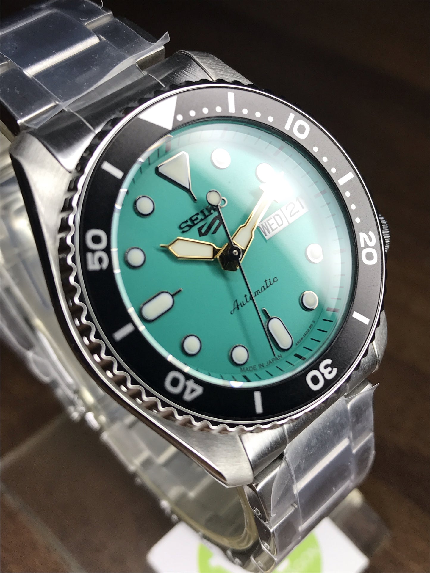 Seiko SRPK33J1 Japan Made 38mm Mid-Size Perfect for small wrist Automatic Unisex Watch Green Dial srpk33