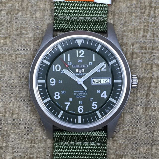 Seiko 5 SNZG09J1 Japan Made Automatic Green Nylon Strap Gents Military Sports Watch SNZG09